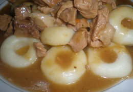 Kluski śląskie z sosem 10szt.